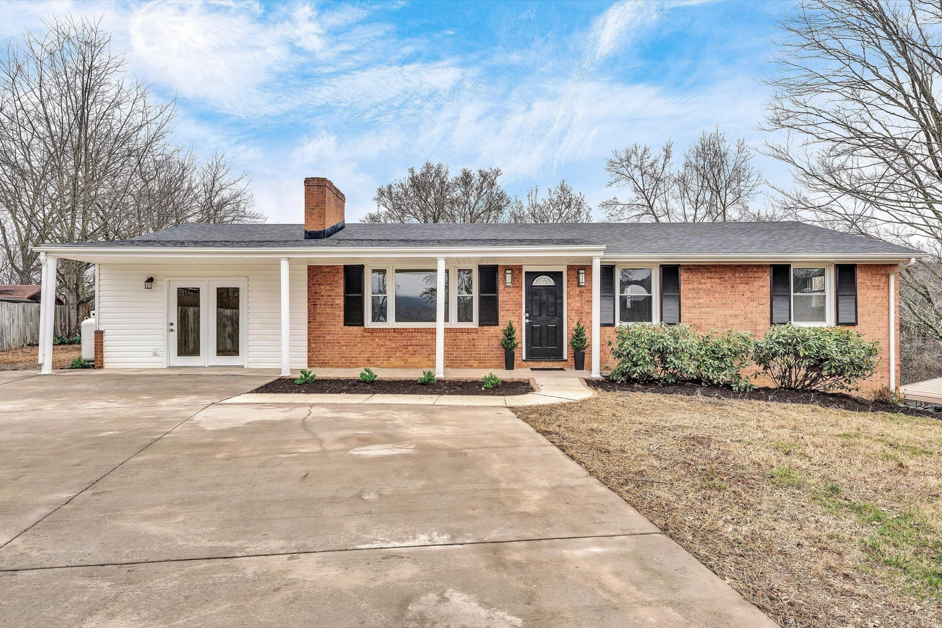 1462 Lakeridge CIR