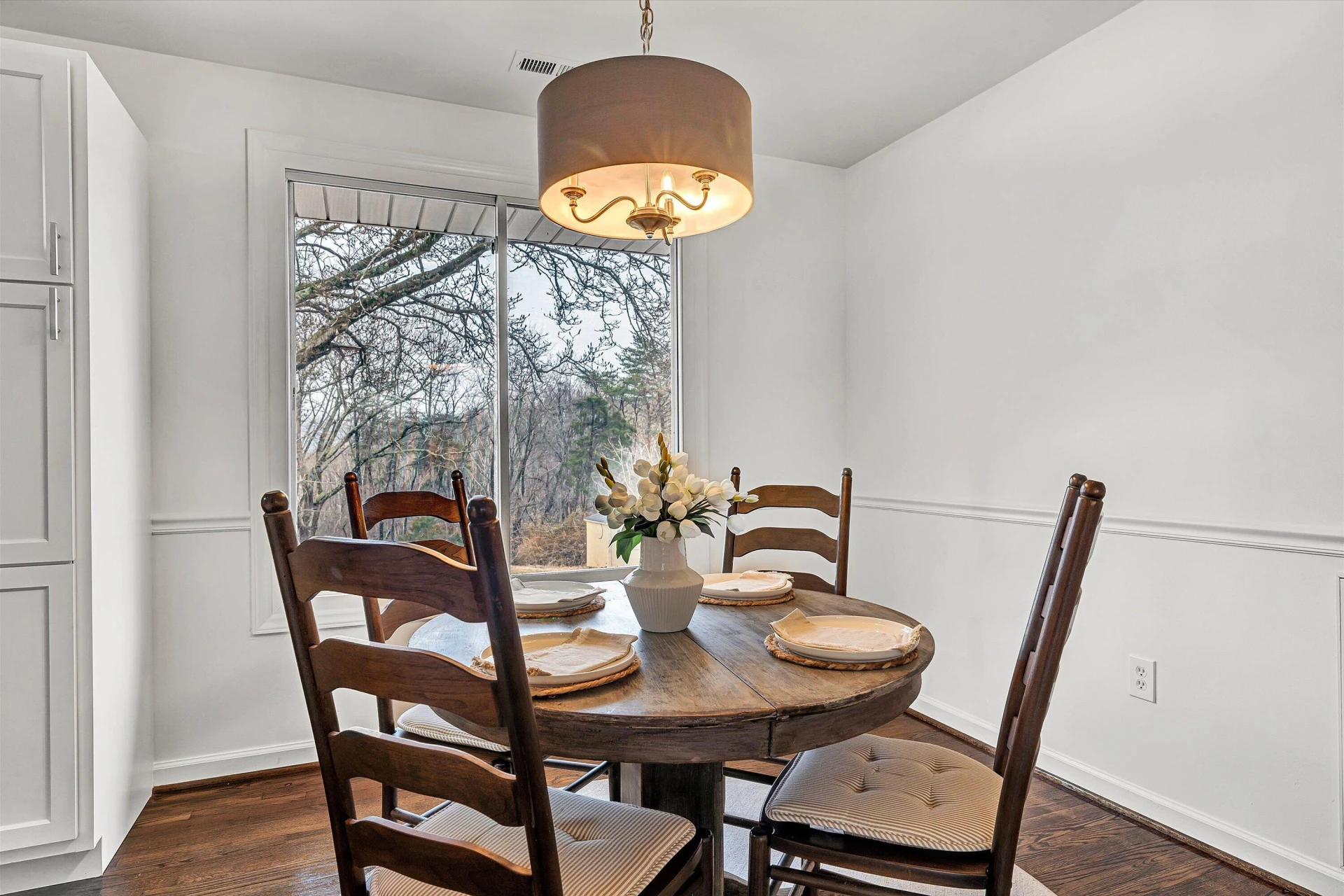 1462 Lakeridge CIR - Photo 16