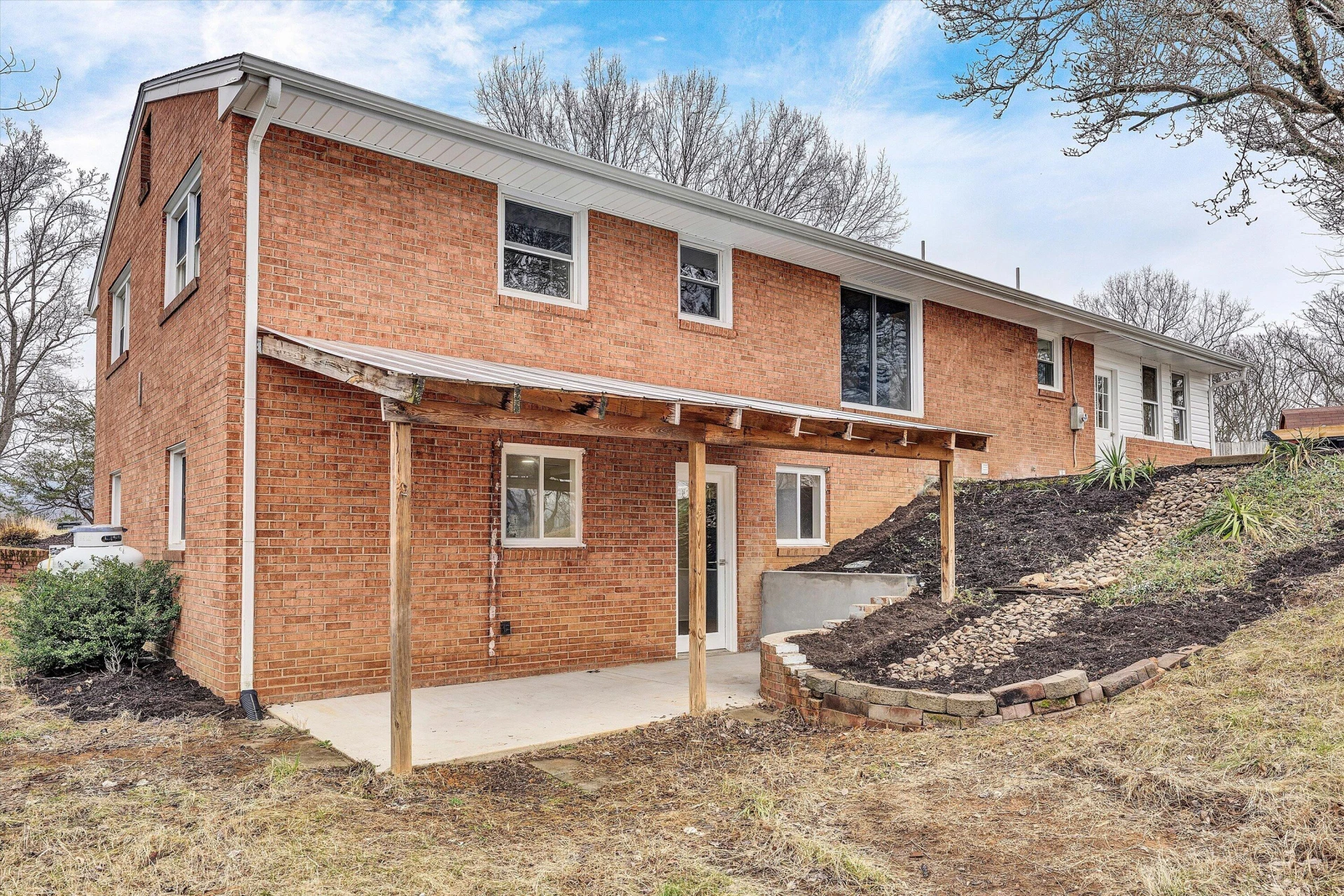 1462 Lakeridge CIR - Photo 38