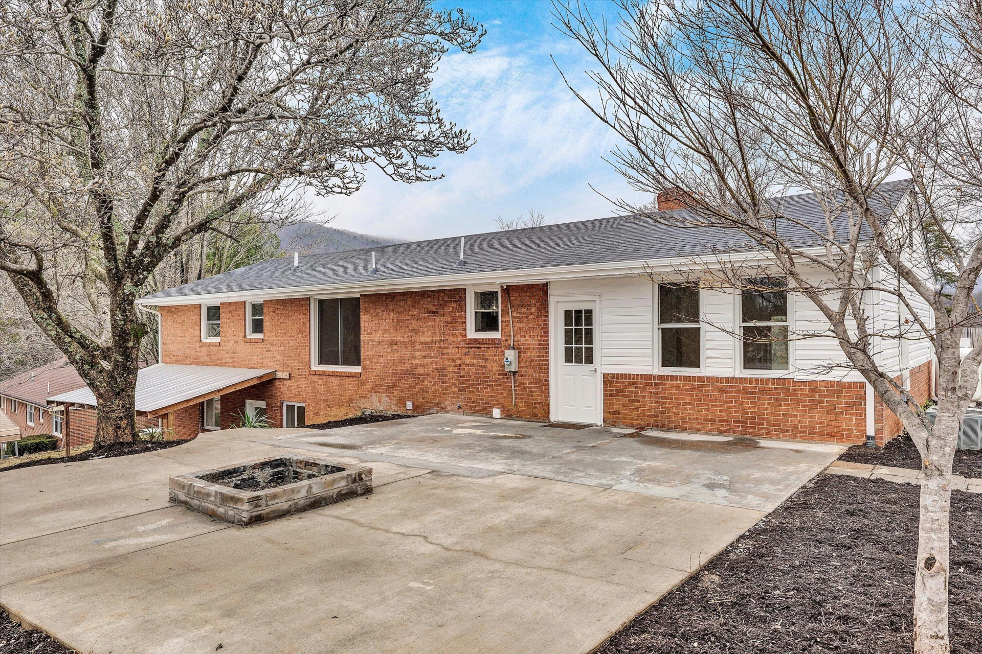 1462 Lakeridge CIR - Photo 41