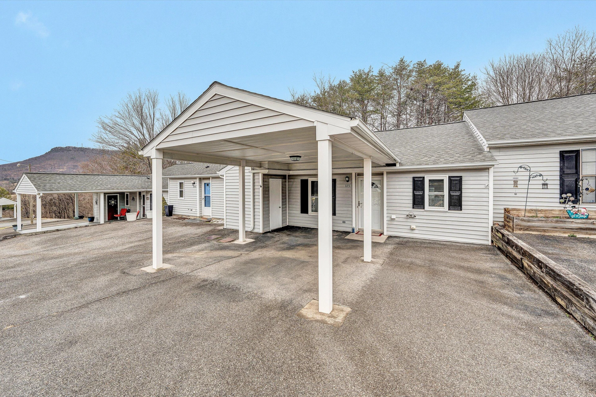 375 Tinkerview DR
