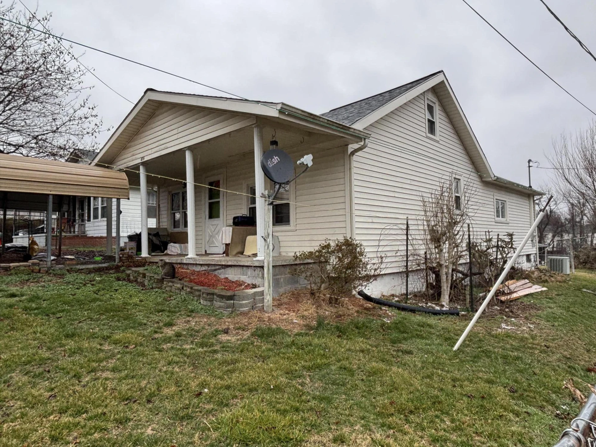 876 Dillon ST - Photo 2