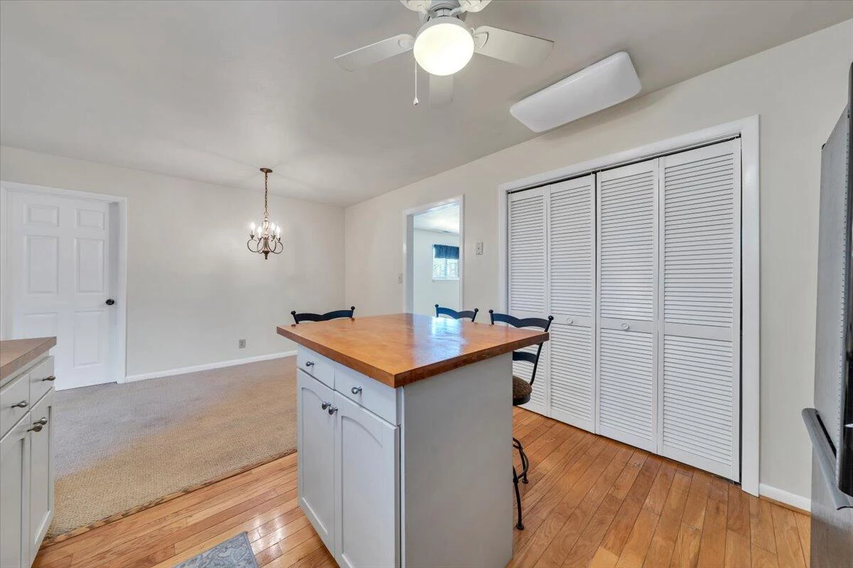438 Windward DR - Photo 18