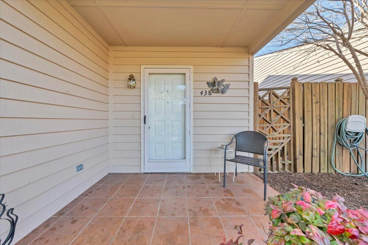 438 Windward DR - Photo 3