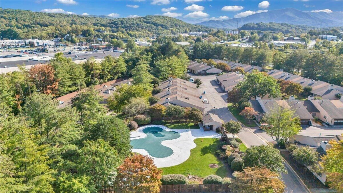 438 Windward DR - Photo 38