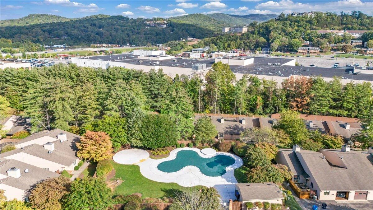 438 Windward DR - Photo 40