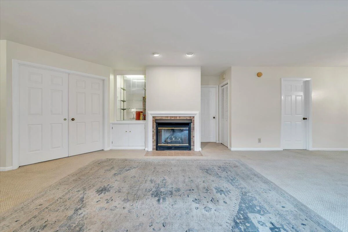 438 Windward DR - Photo 7