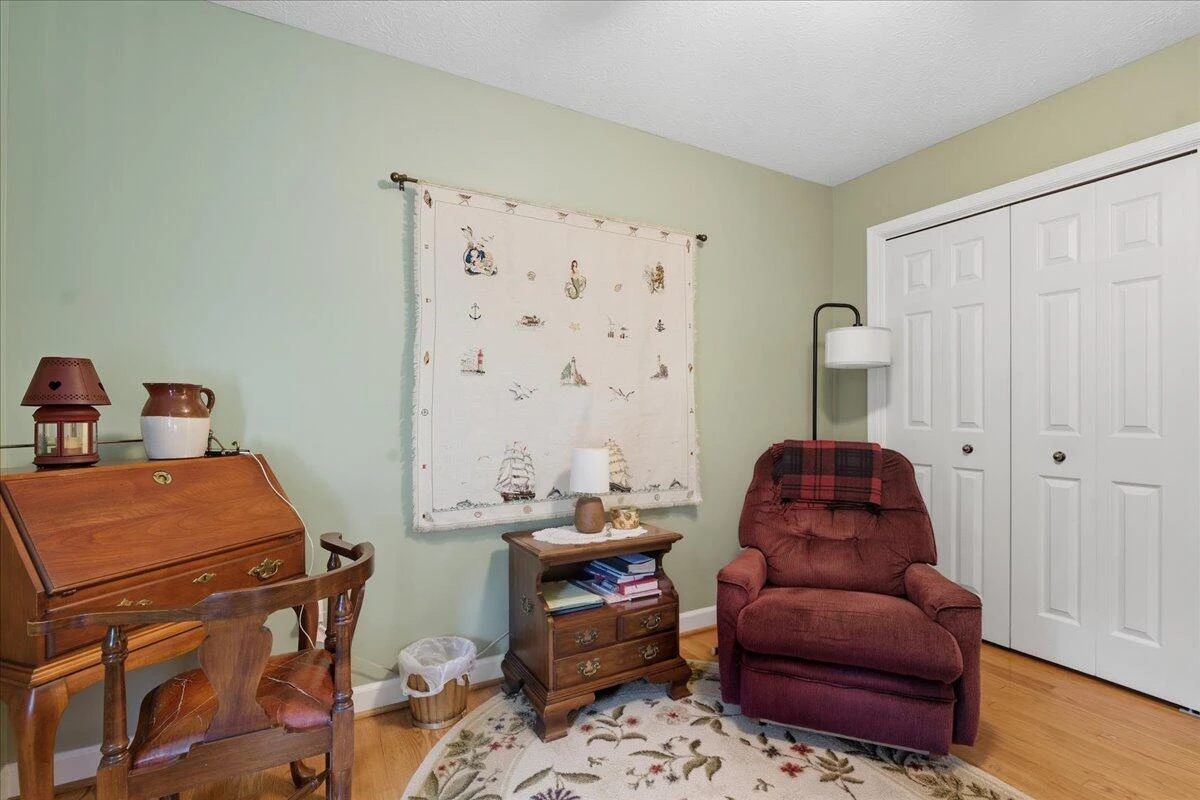 2121 Sunburst RD - Photo 19