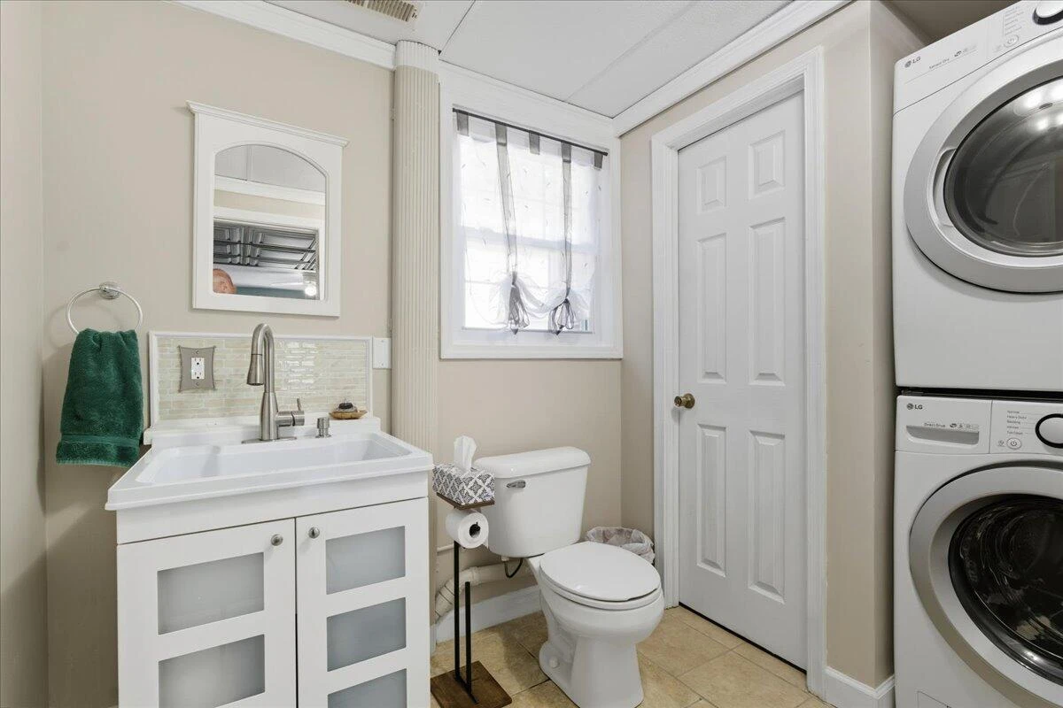 2121 Sunburst RD - Photo 22