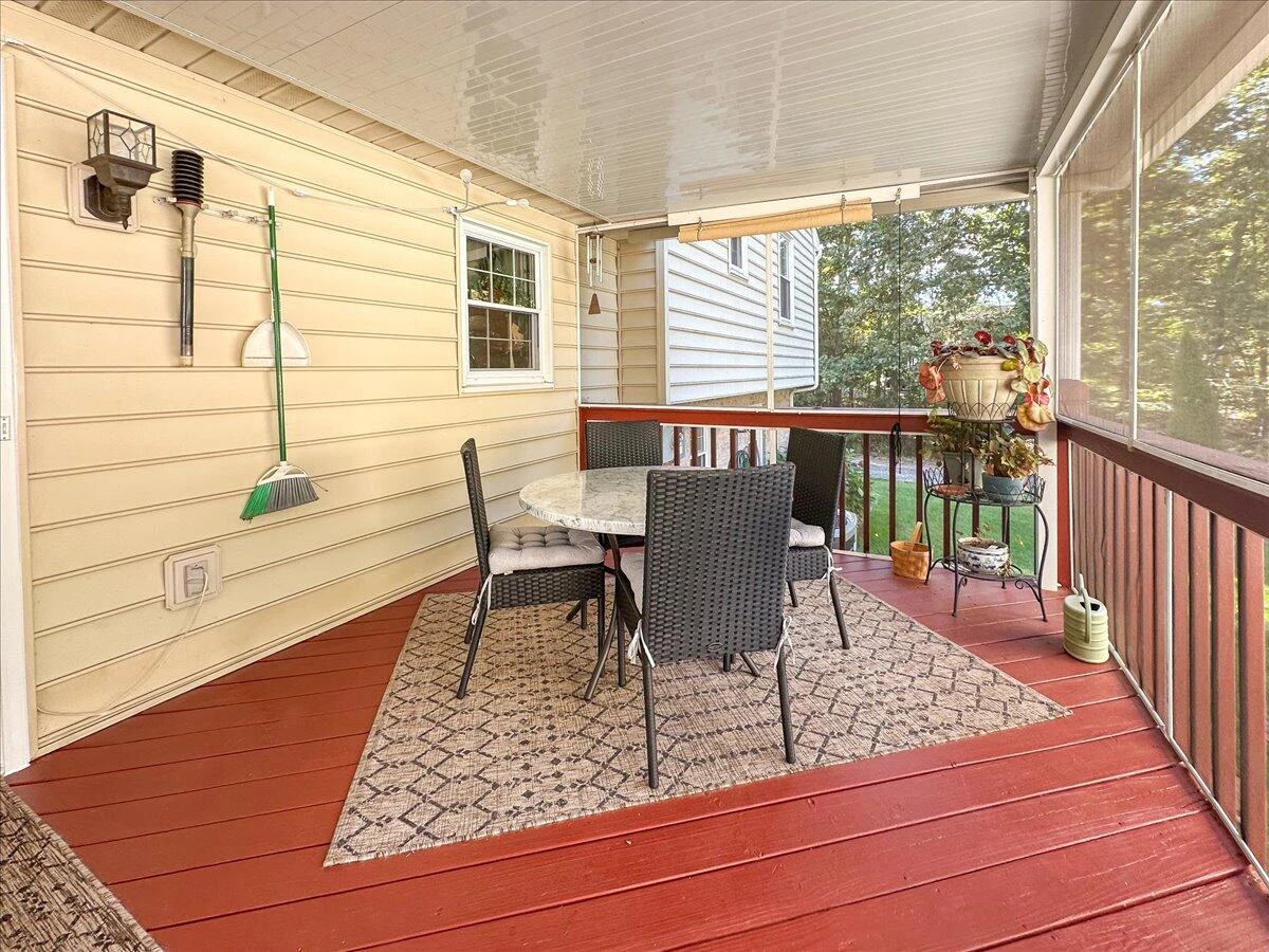 2121 Sunburst RD - Photo 30