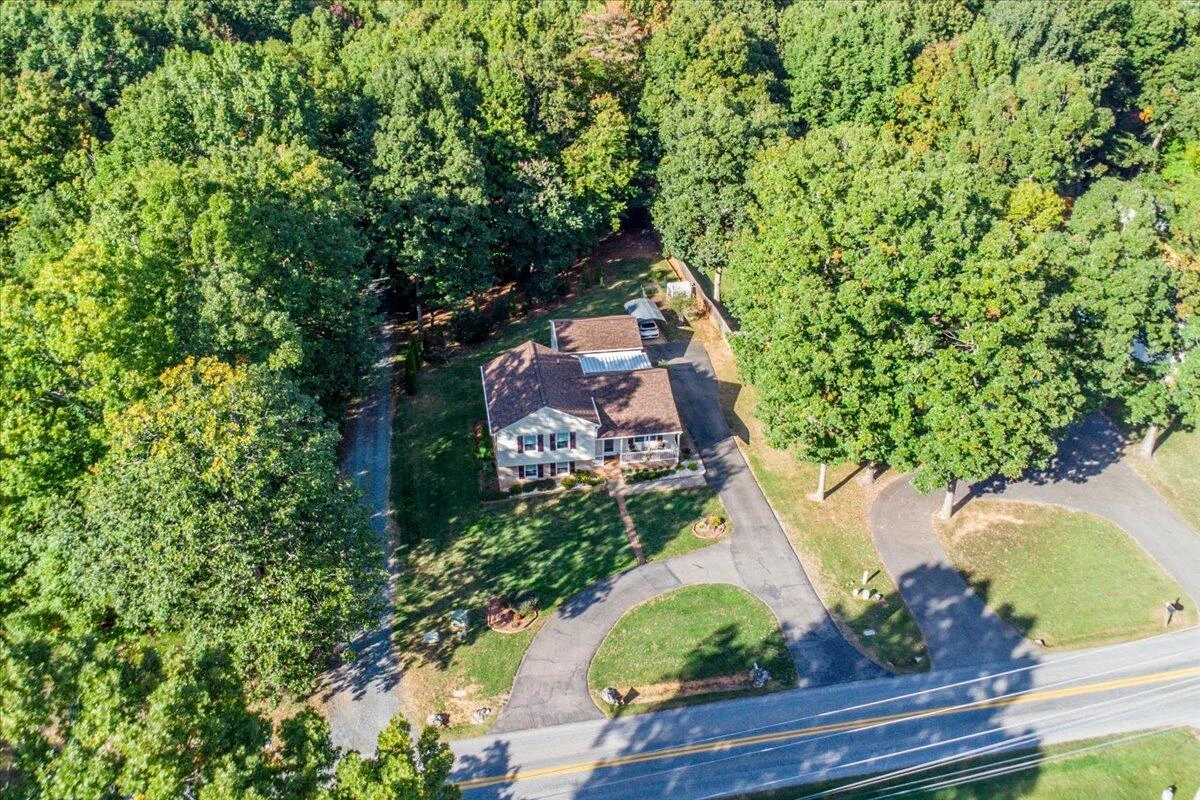 2121 Sunburst RD - Photo 33