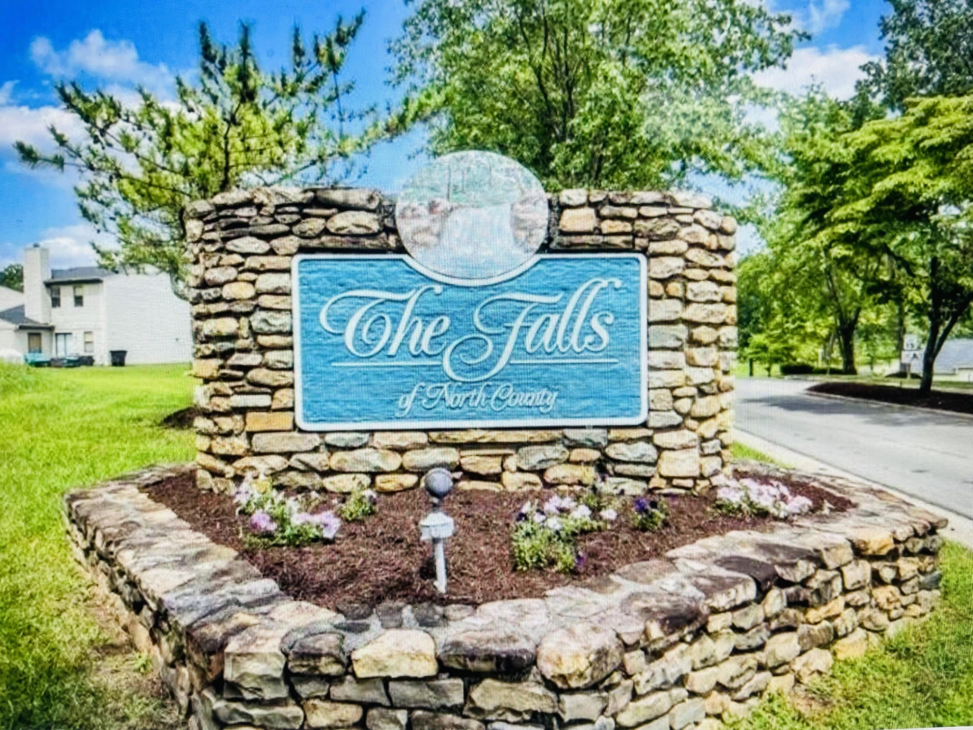 7191 Scarlet Oak DR - Photo 2