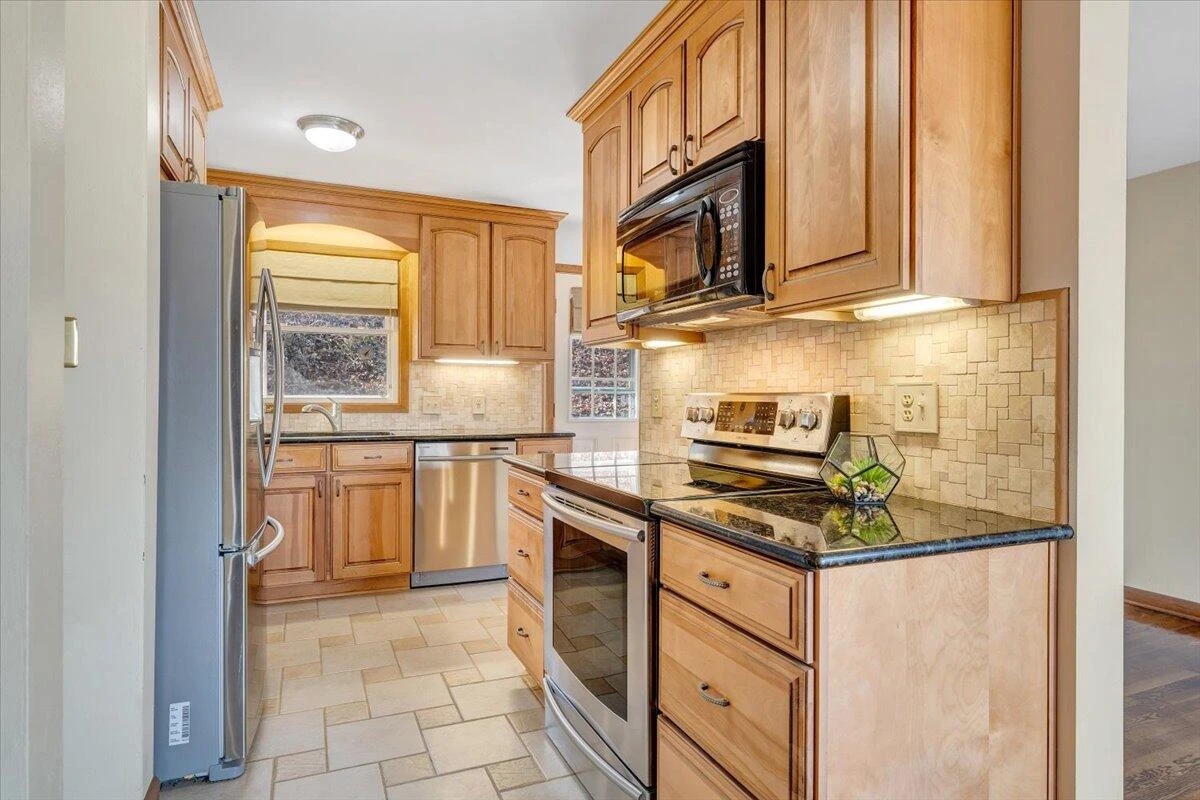 4151 Givens RD - Photo 23