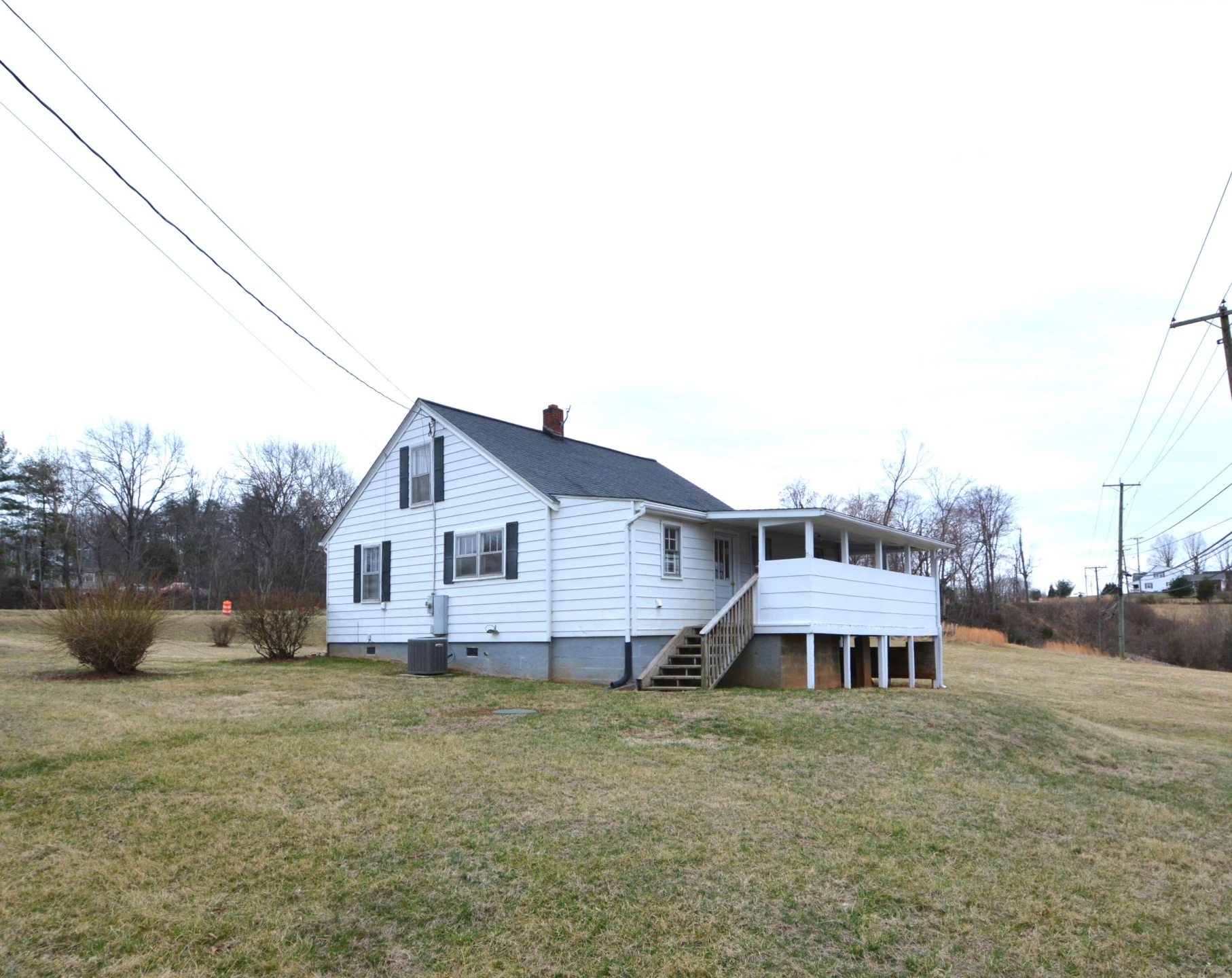 376 Southside DR - Photo 2