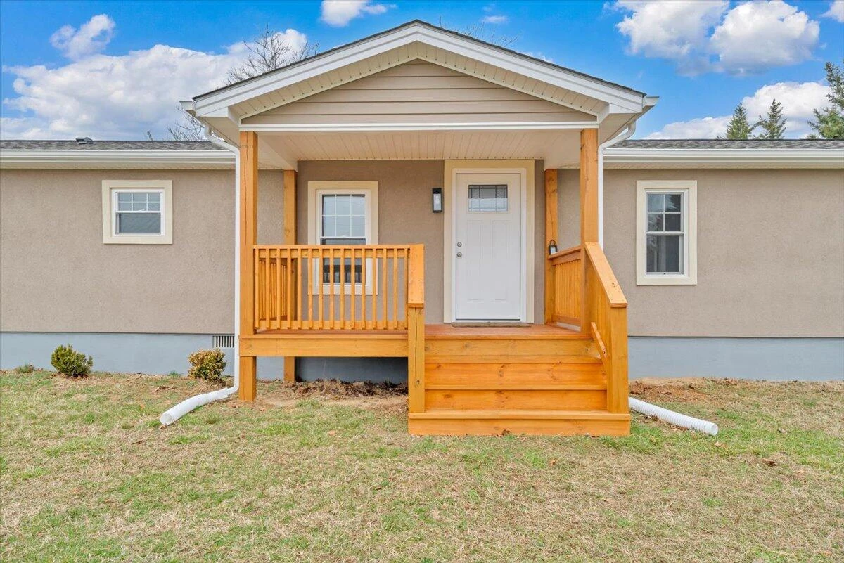 108 Rolling Meadow DR - Photo 2