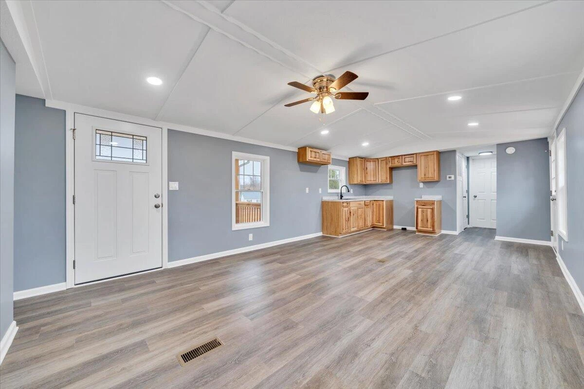108 Rolling Meadow DR - Photo 5