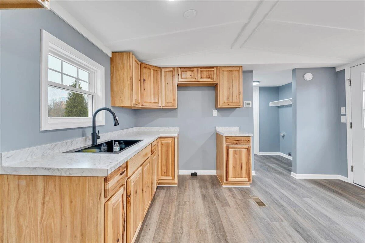 108 Rolling Meadow DR - Photo 7