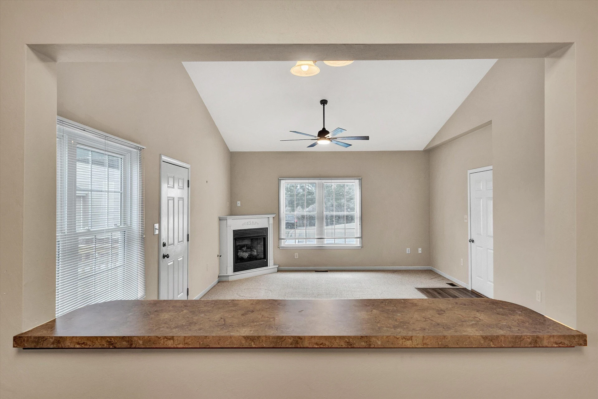 3827 Alexandra CT - Photo 10