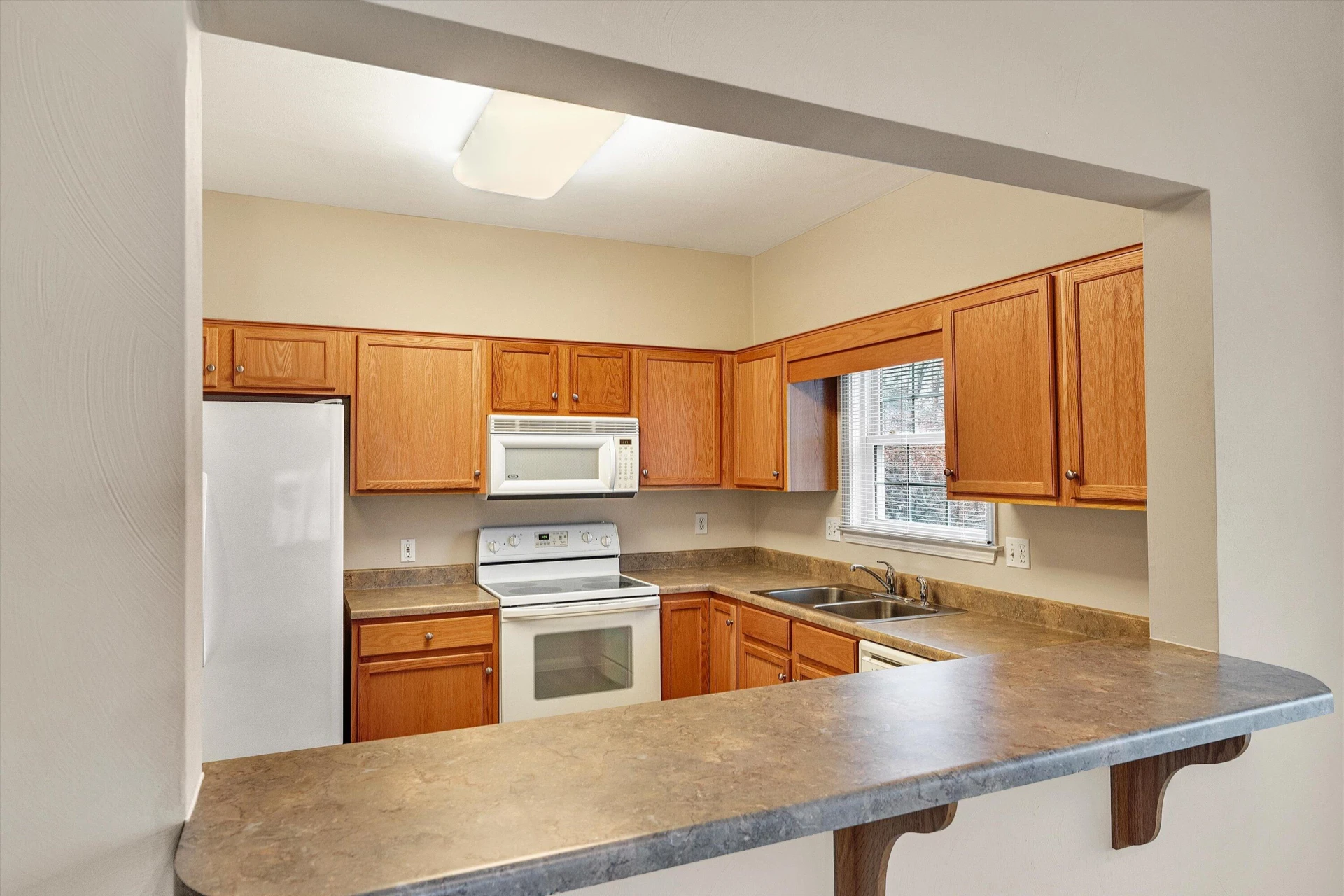 3827 Alexandra CT - Photo 11