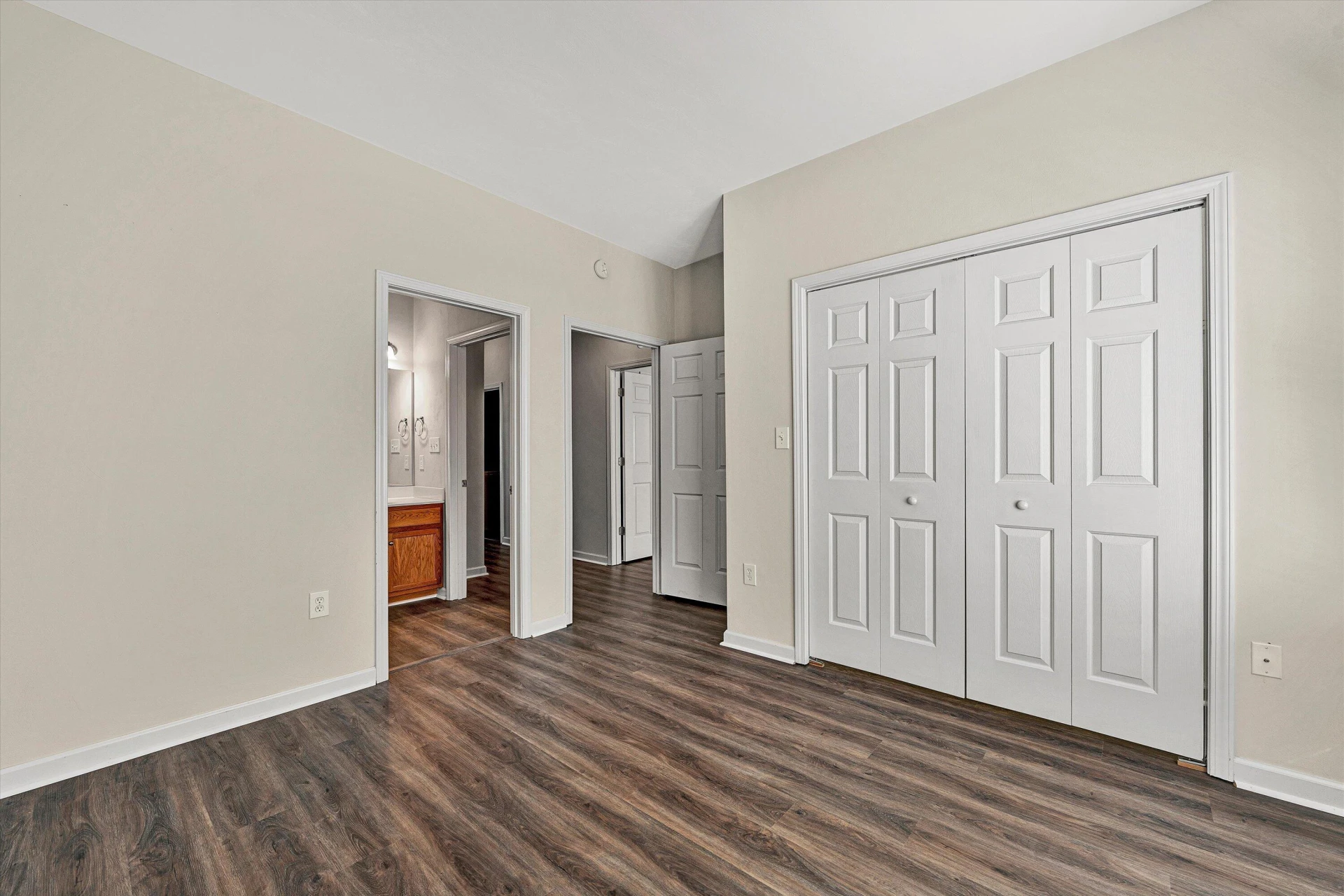 3827 Alexandra CT - Photo 20