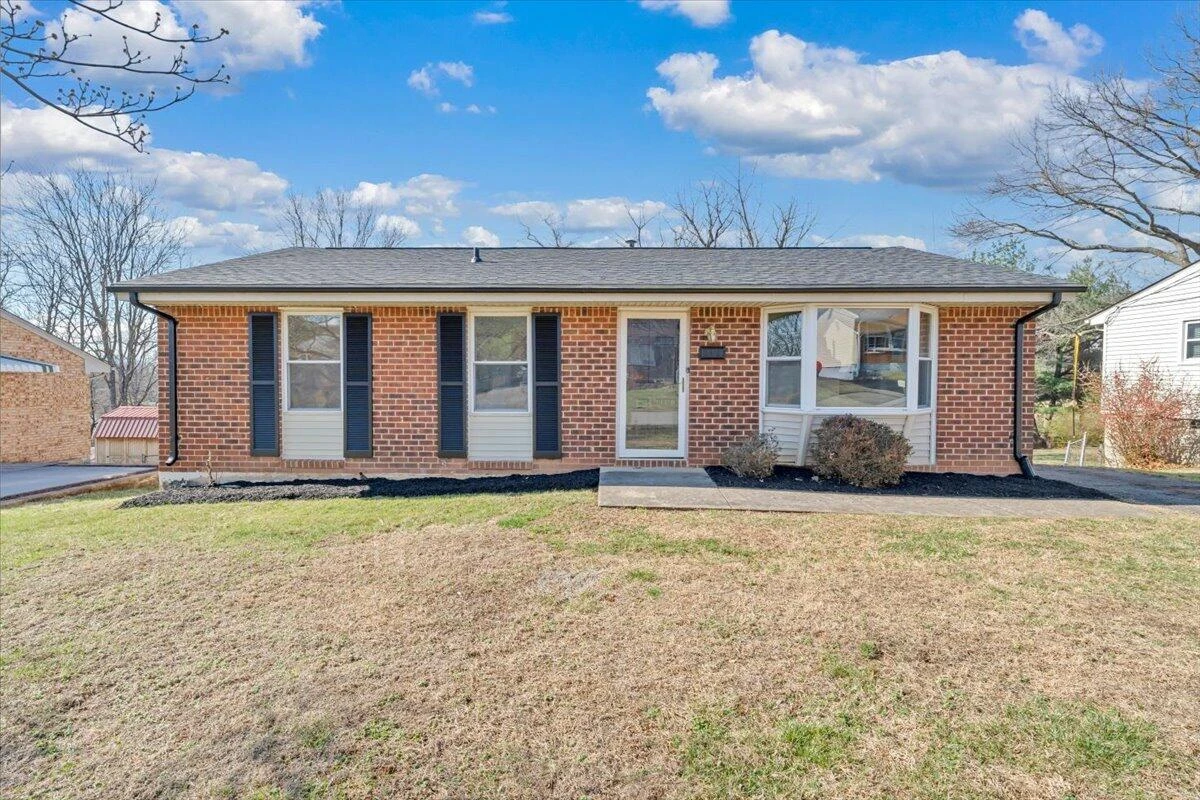 546 Stacie DR