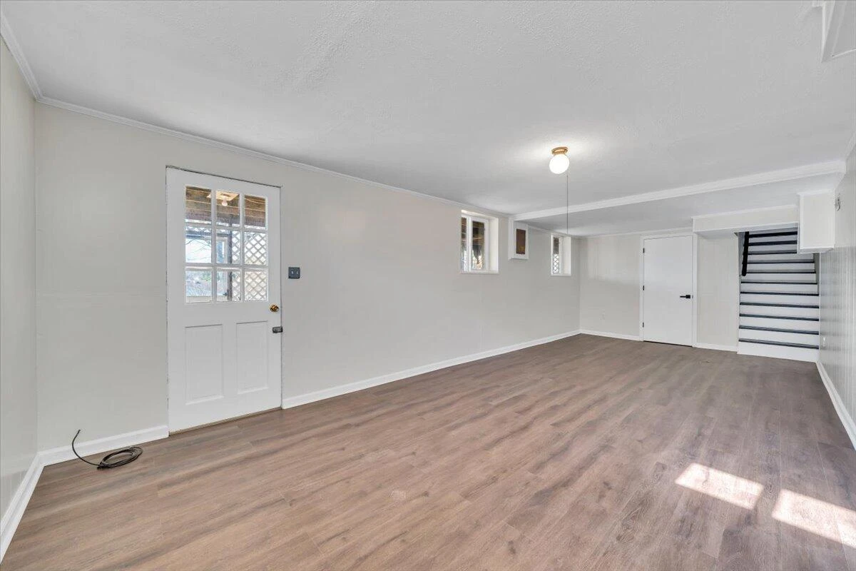 546 Stacie DR - Photo 24