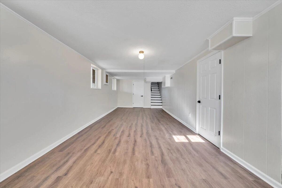 546 Stacie DR - Photo 25