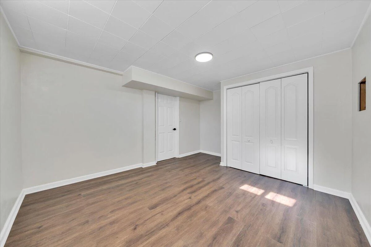 546 Stacie DR - Photo 28