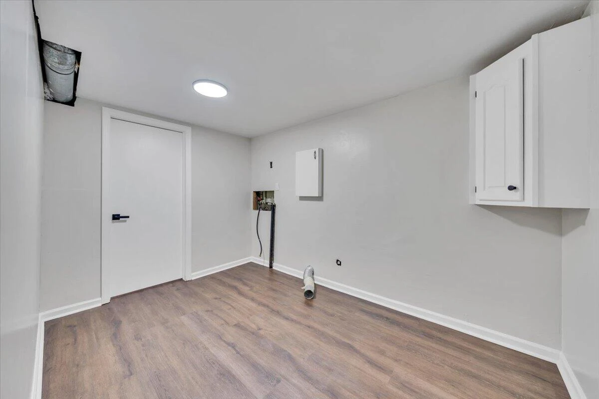 546 Stacie DR - Photo 30