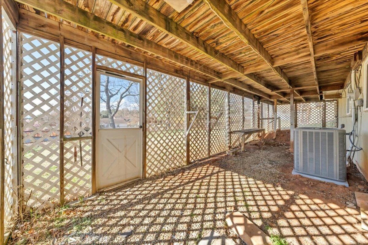 546 Stacie DR - Photo 35