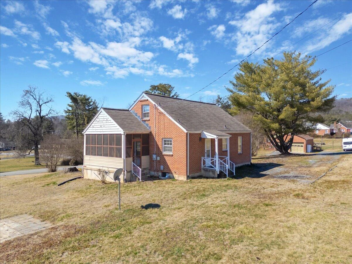 7937 Enon DR - Photo 15
