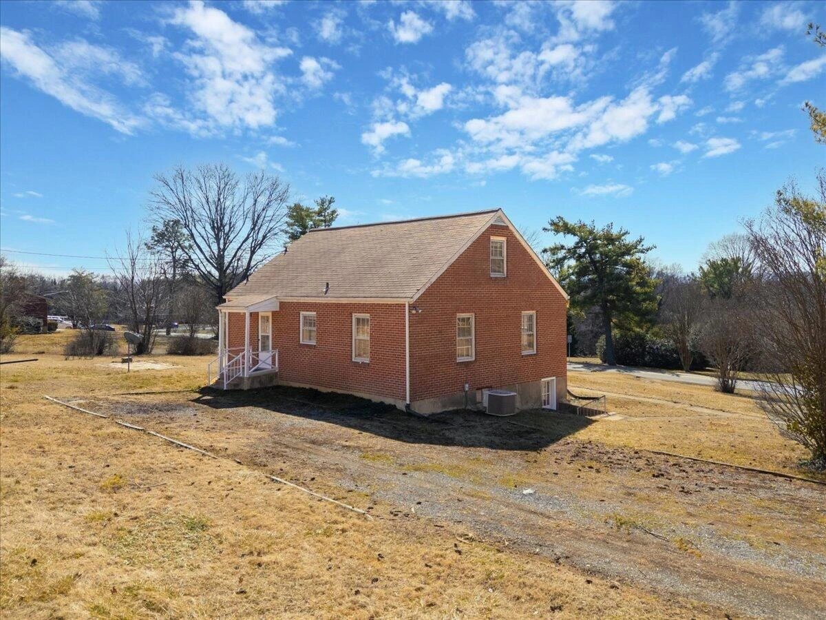 7937 Enon DR - Photo 16