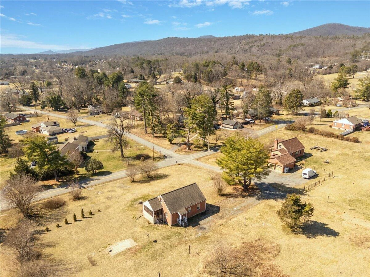 7937 Enon DR - Photo 32