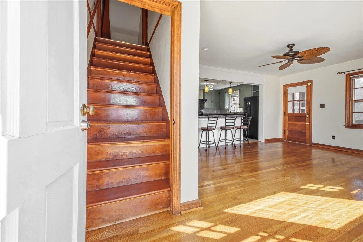 7937 Enon DR - Photo 4