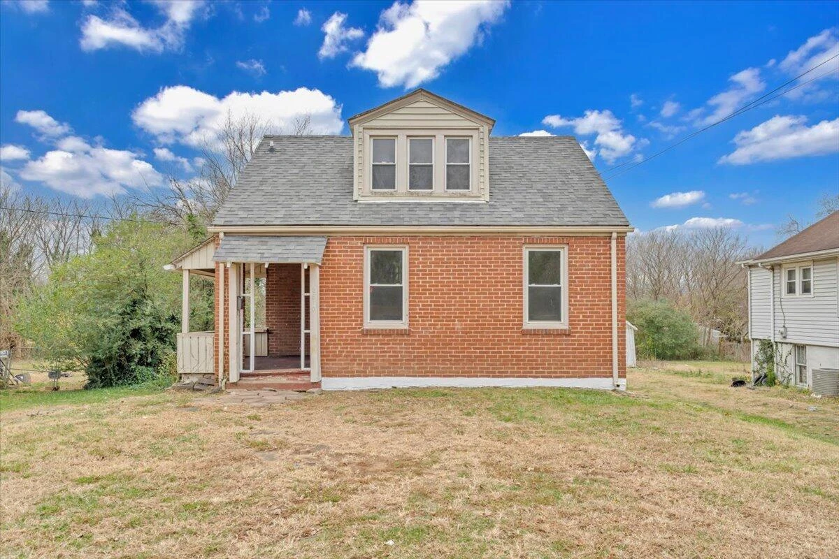 2810 Courtland RD NW