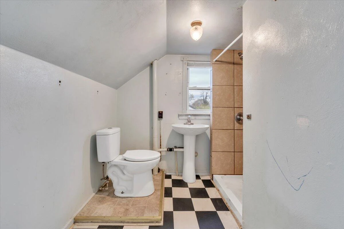 2810 Courtland RD NW - Photo 10