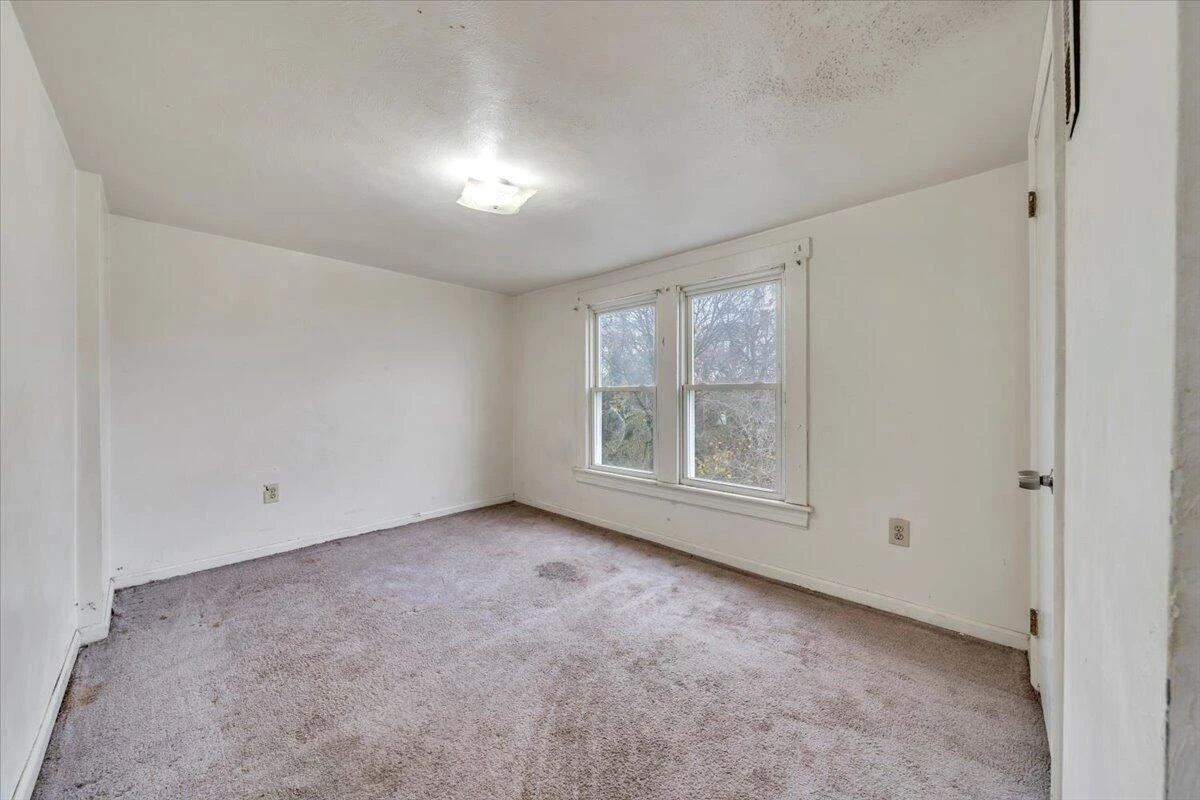 2810 Courtland RD NW - Photo 12
