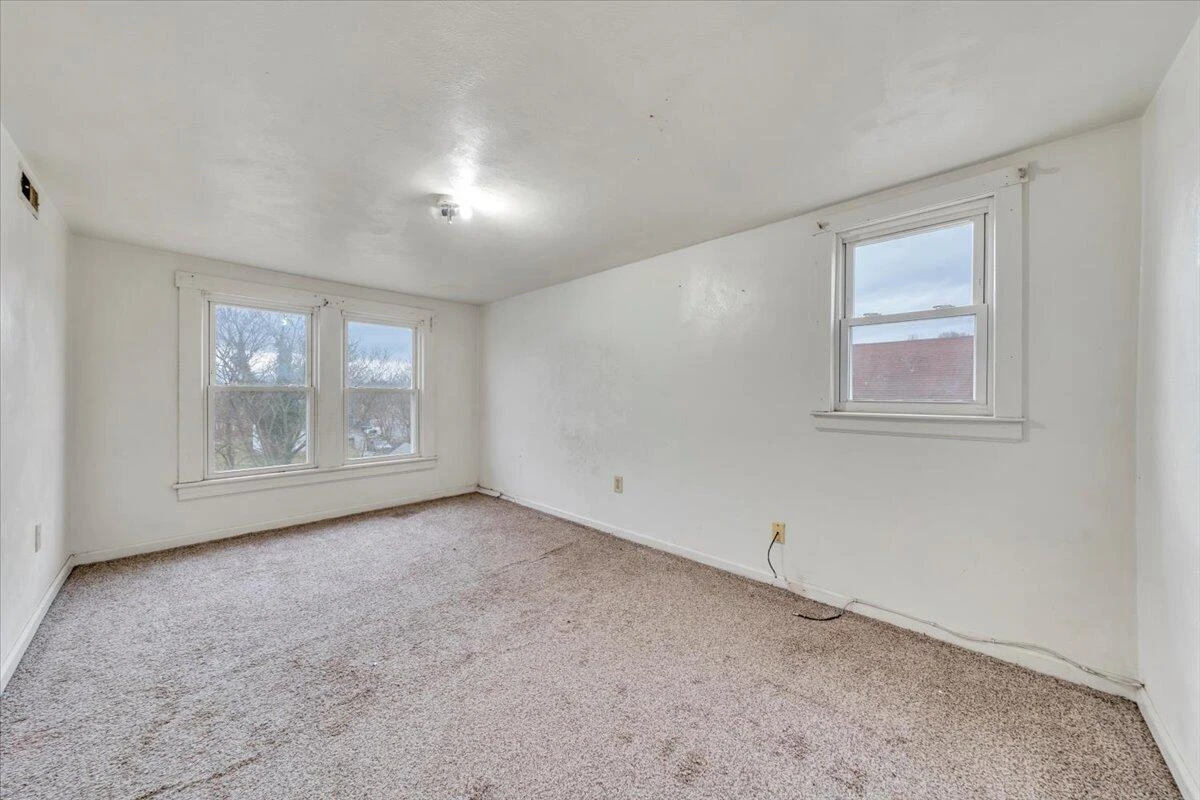 2810 Courtland RD NW - Photo 13