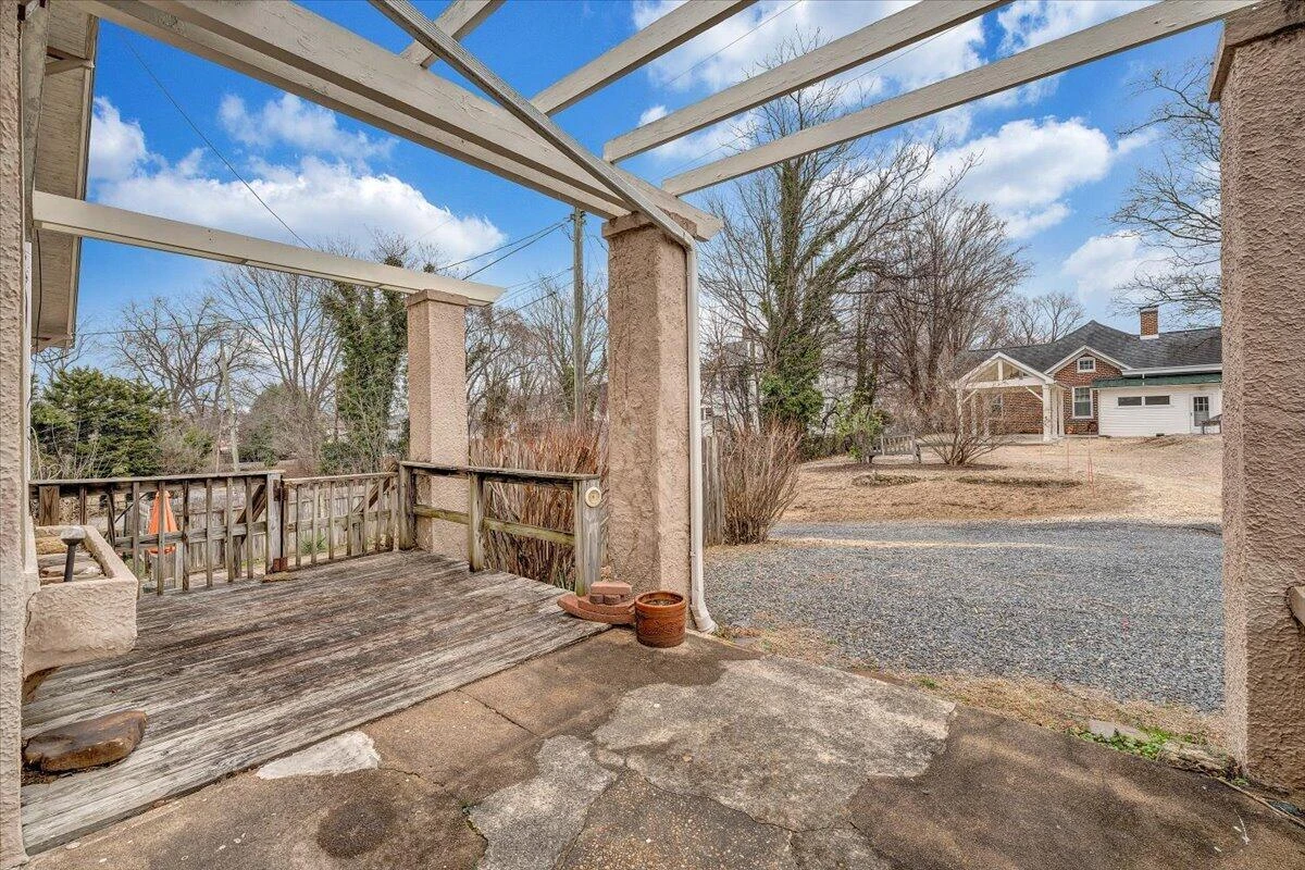 2117 Brandon AVE SW - Photo 14