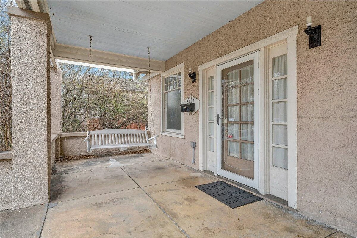 2117 Brandon AVE SW - Photo 15