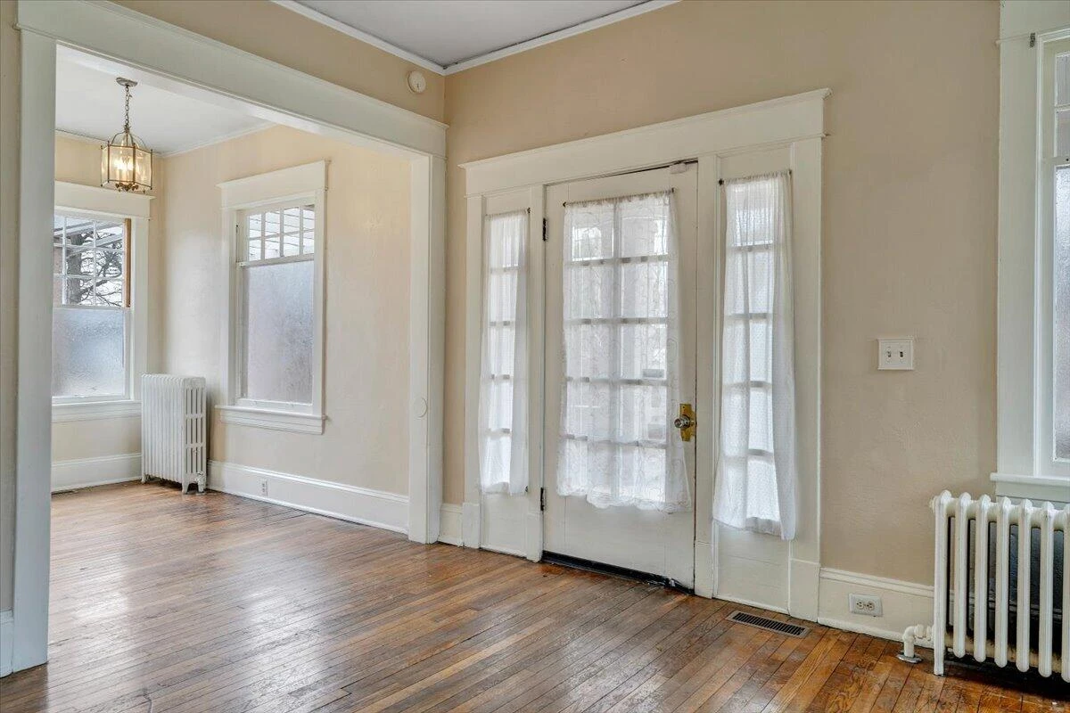 2117 Brandon AVE SW - Photo 19
