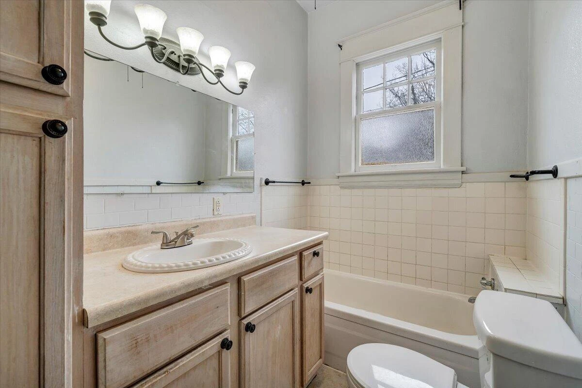 2117 Brandon AVE SW - Photo 40