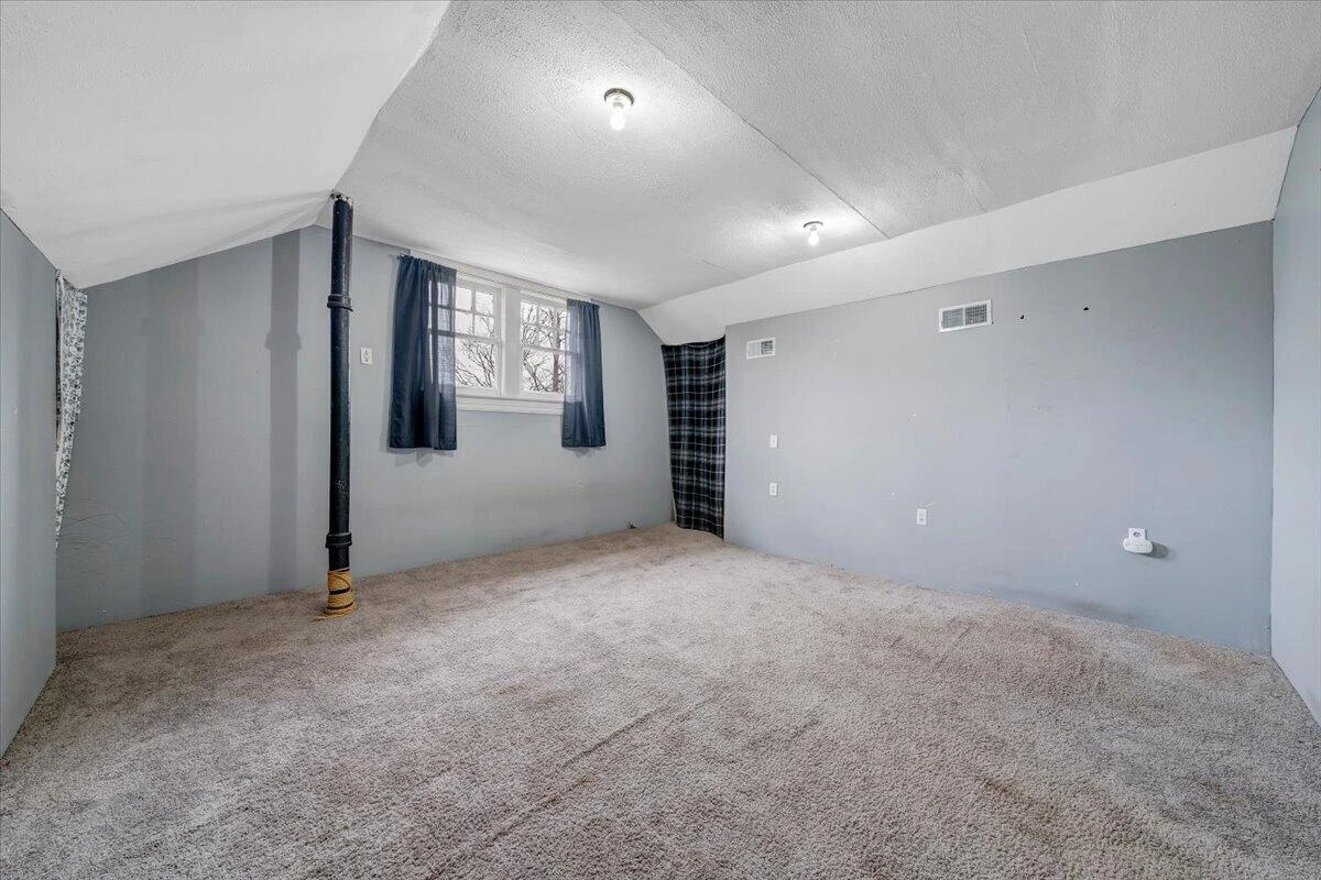 2117 Brandon AVE SW - Photo 41