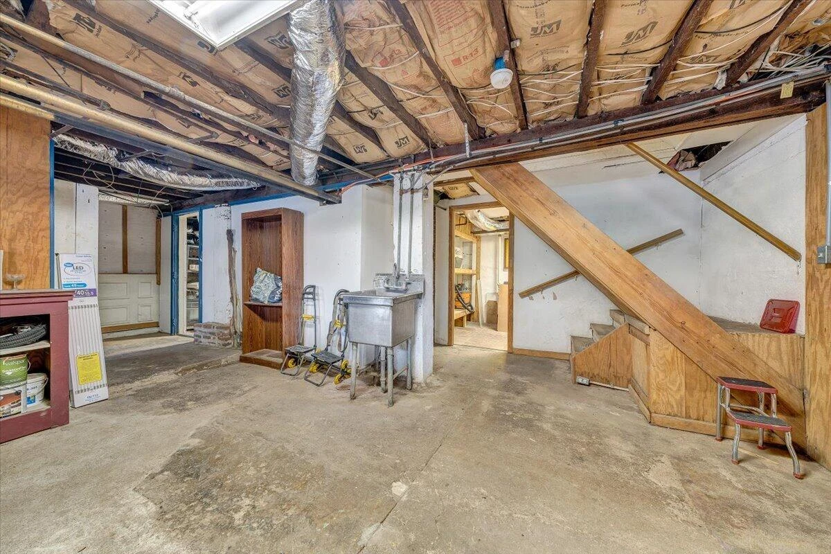 2117 Brandon AVE SW - Photo 43