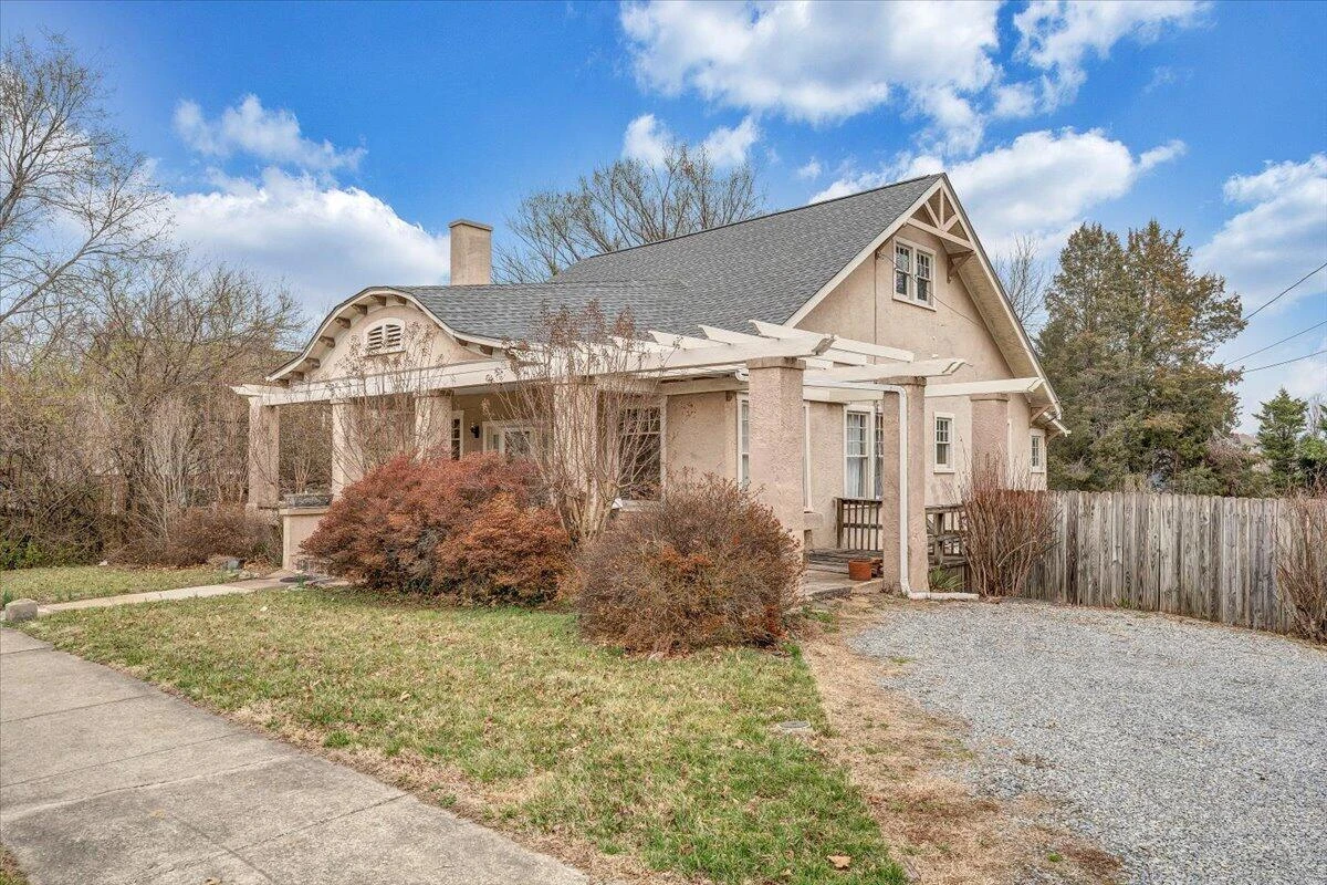 2117 Brandon AVE SW - Photo 12