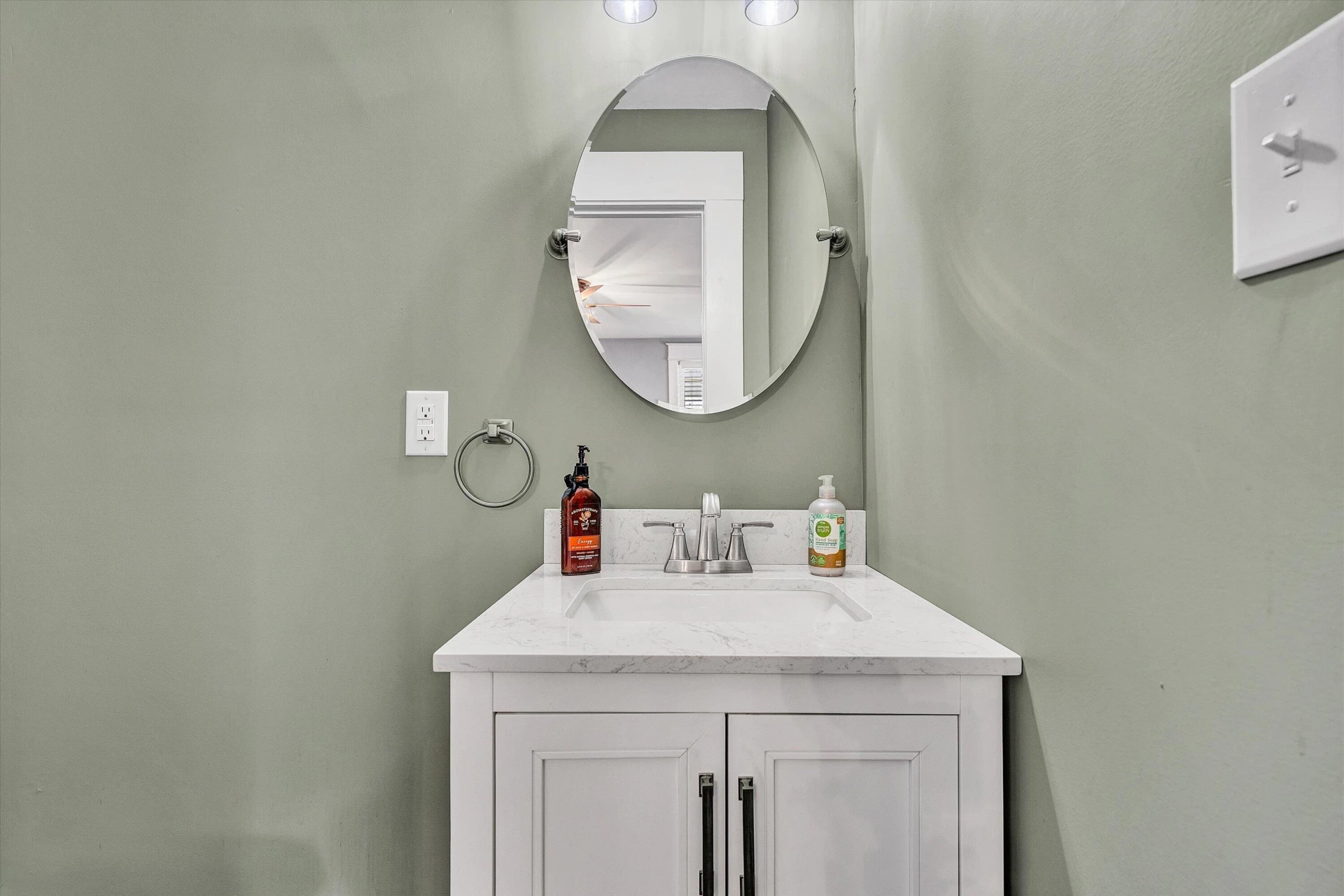 2031 Sherwood AVE SW - Photo 20
