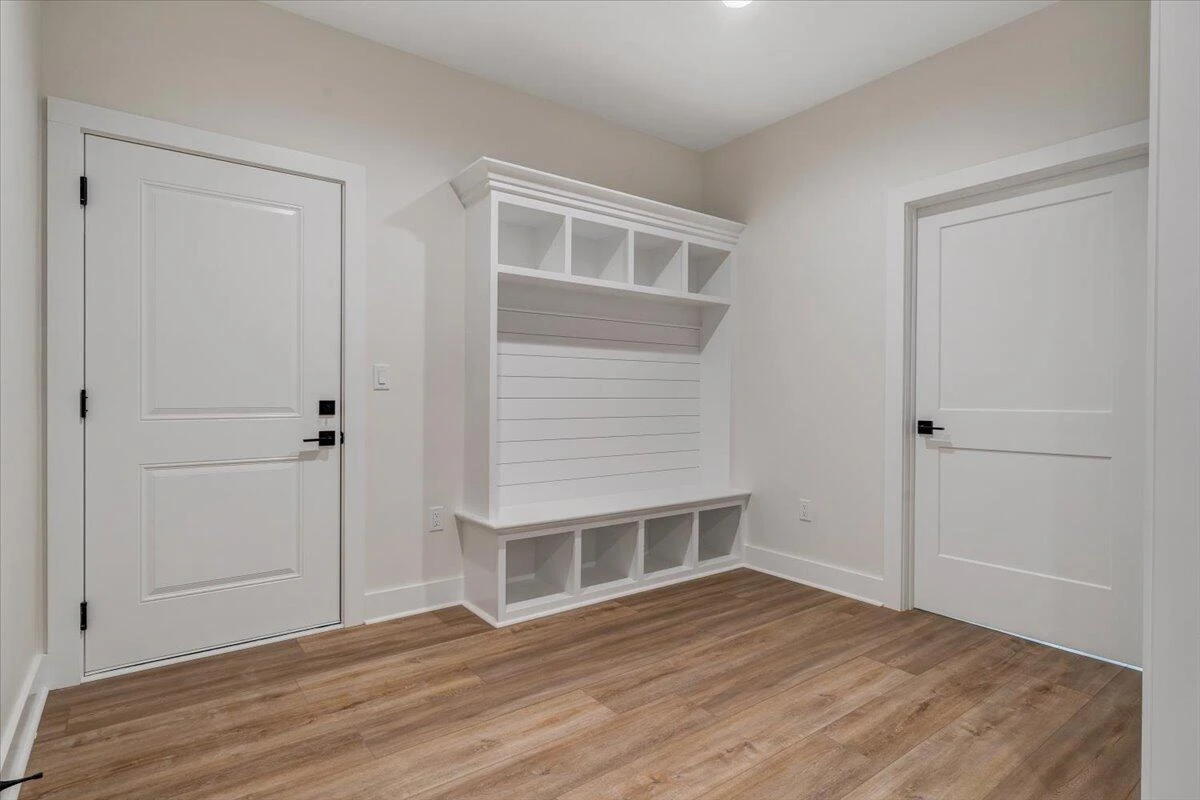 1161 Golf View CT - Photo 14