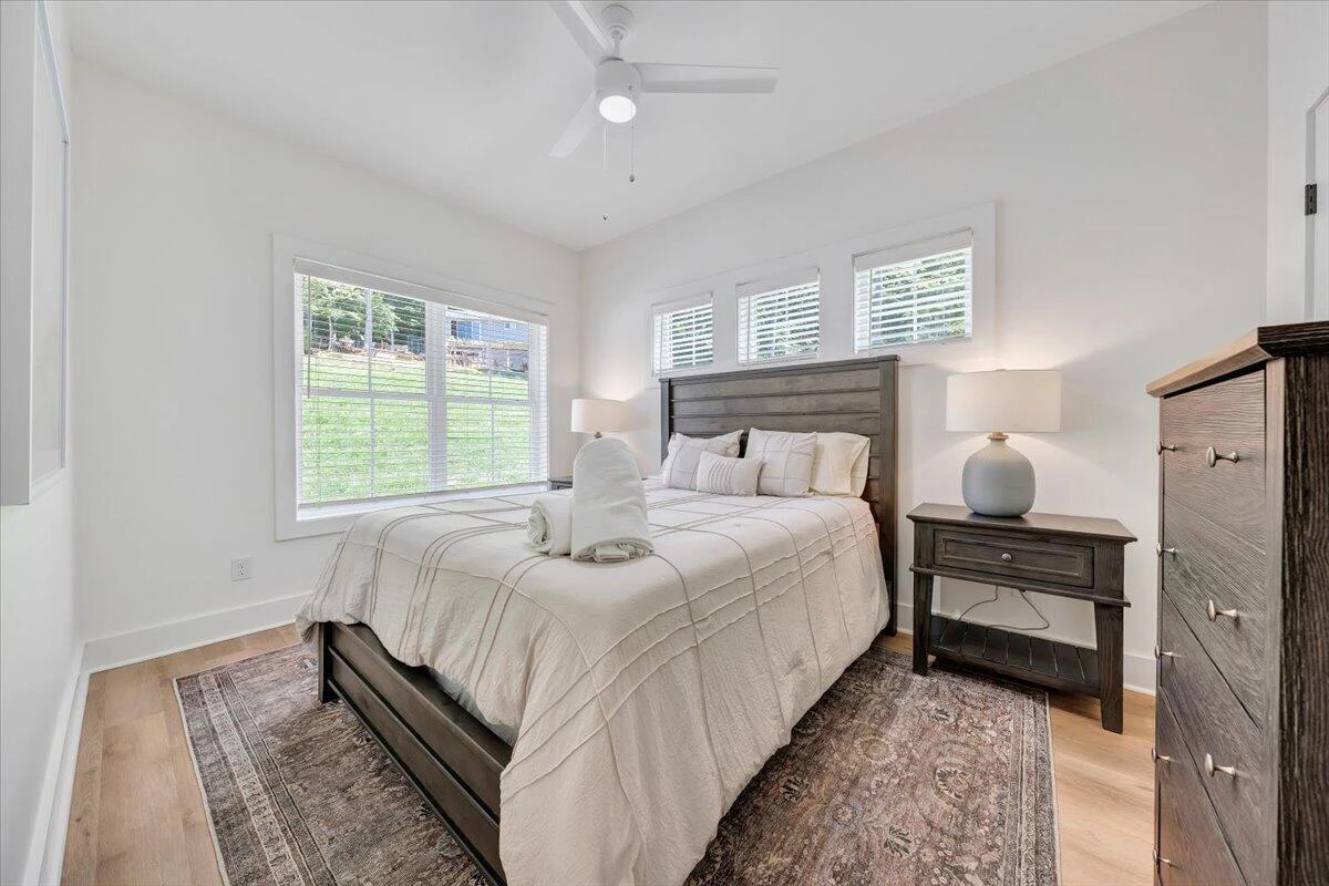 212 Driftwood CT - Photo 14
