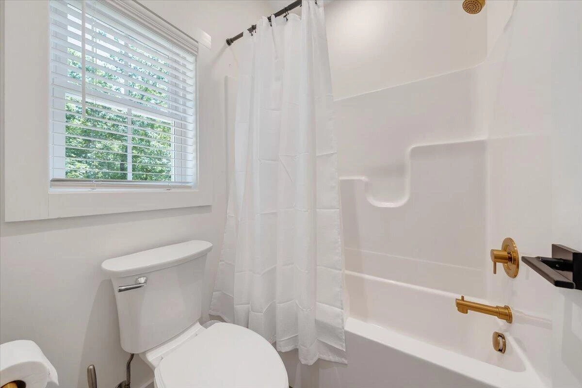 212 Driftwood CT - Photo 20