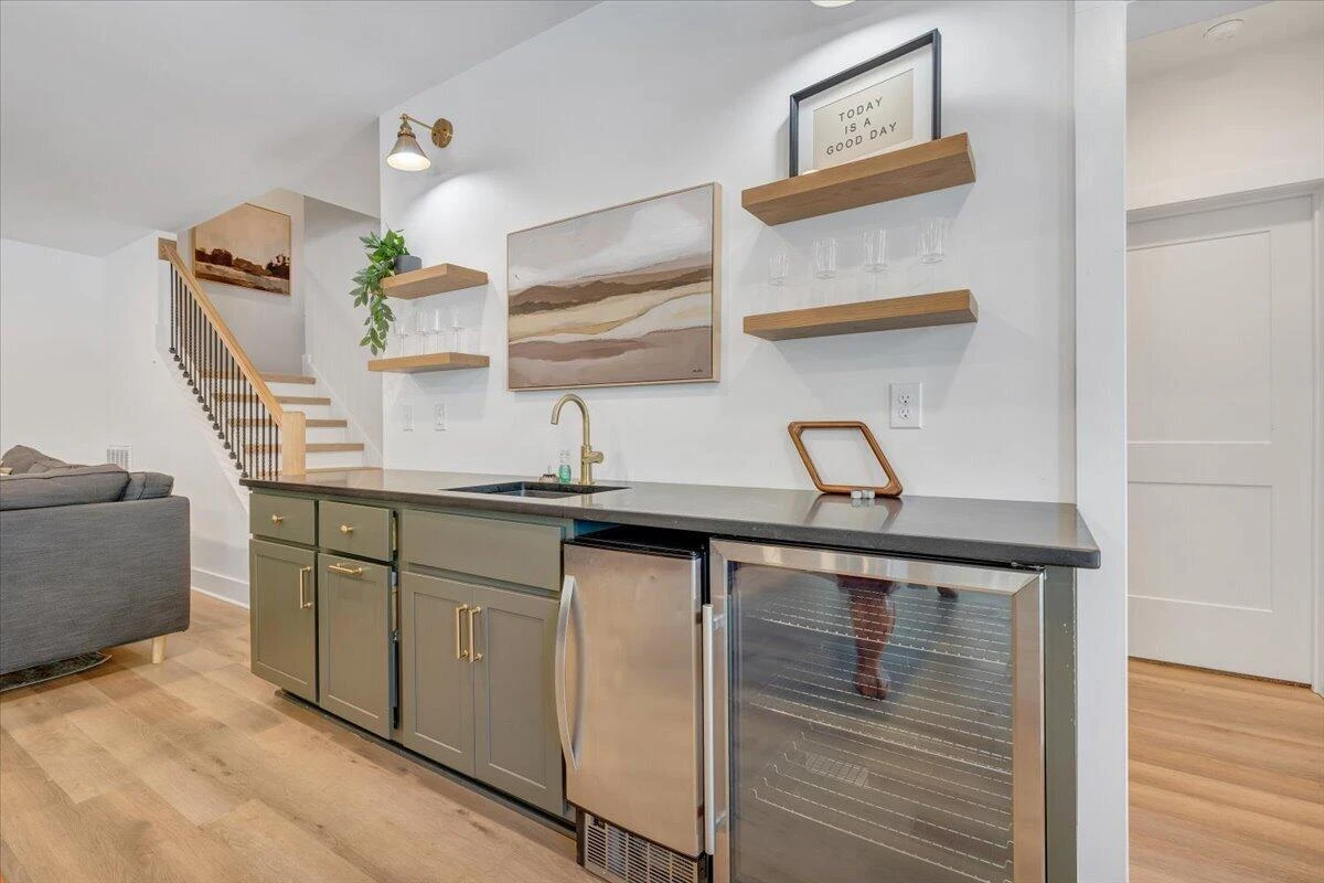 212 Driftwood CT - Photo 29